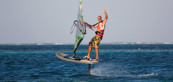 AHD AFS-1 SHARK FOIL BOARD CARBON WITH FOIL 16/17>